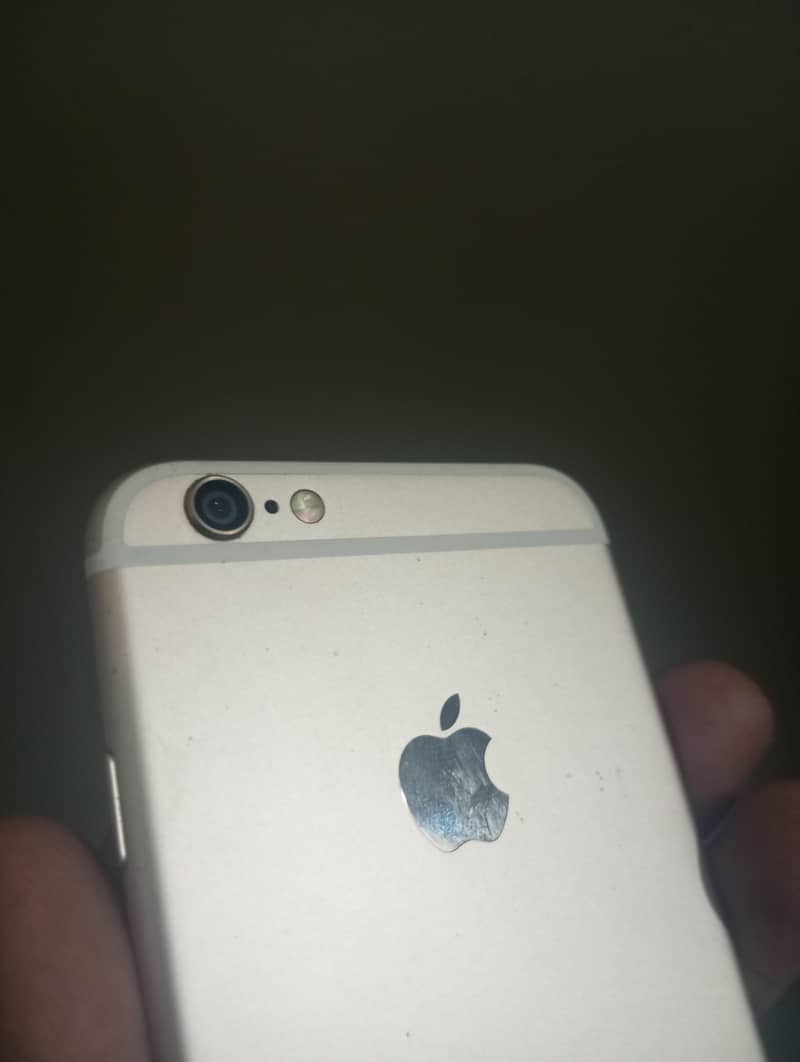 Apple iPhone 6 3