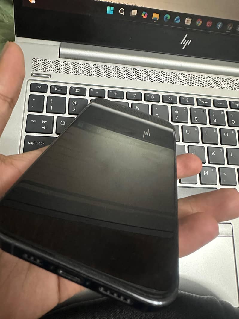 Apple iPhone 13 Pro 2
