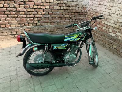 Honda CG 125 26 model black colour applied for