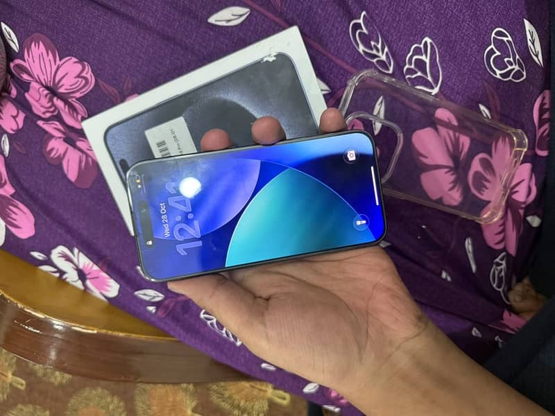Apple iPhone 15 Pro 0
