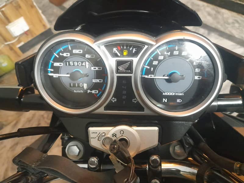 honda cb150F 1