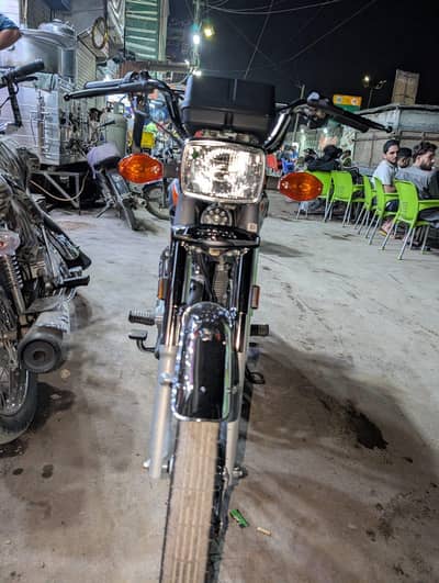 Honda CG 125 2027 Model Gray Colour