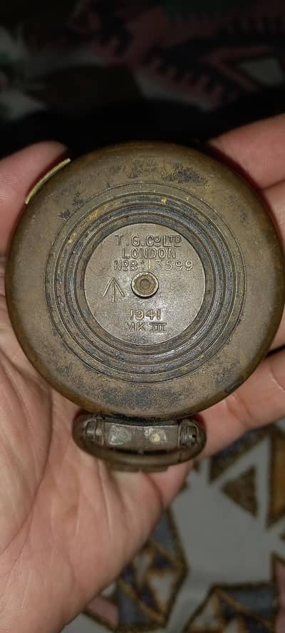 Antique Compass – Military Prismatic Marching (Mark III) – 1941.