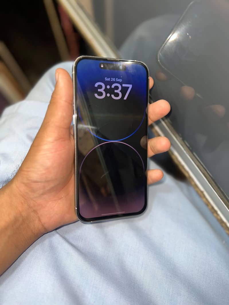 Apple iPhone 14 Pro Max 3