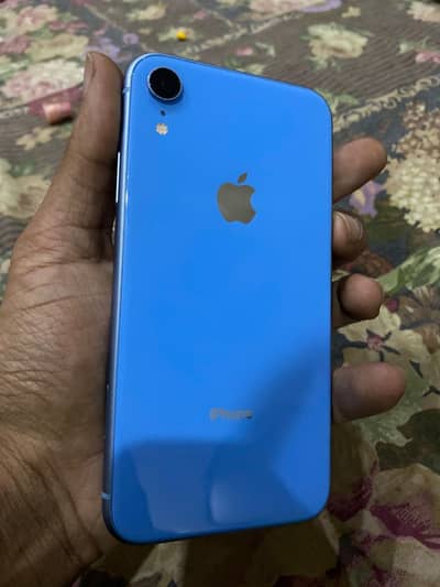 Apple iPhone XR