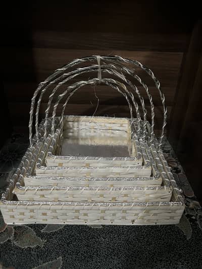 Gift Baskets set of 5 Pieces with Jali and Ribbon Brand new