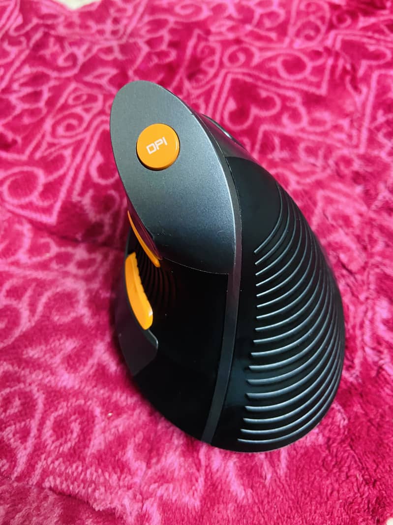 Wireless Optical Vertical Mouse 6