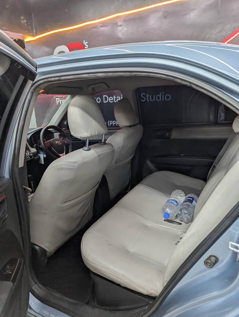 Toyota Corolla Axio 2015 13