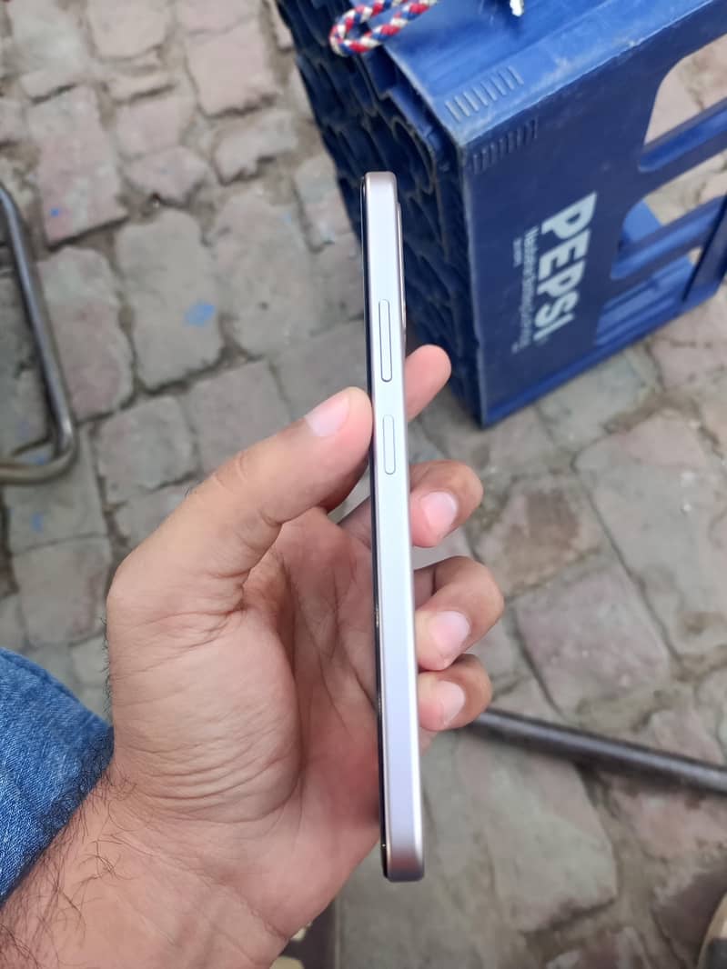 OPPO A6 3