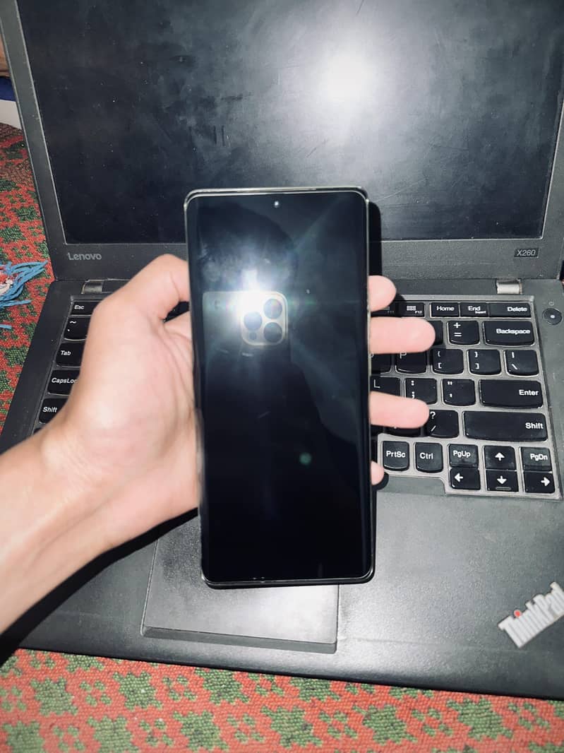 Infinix Note 40 Pro 5