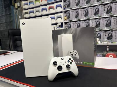 Xbox Series X 1TB – With Box