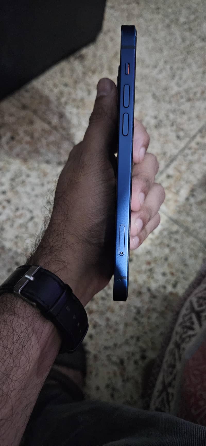 Apple iPhone 12 5