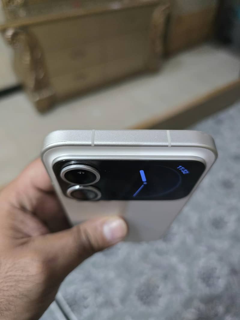 Xiaomi 17 Pro Max 4