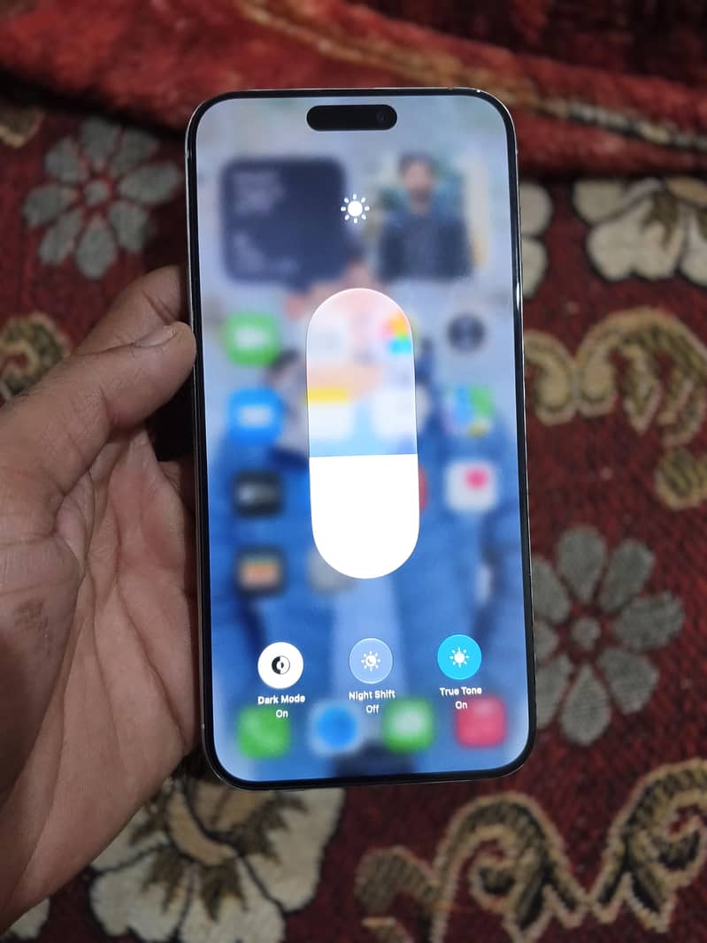 Apple iPhone 15 Pro Max jv 2