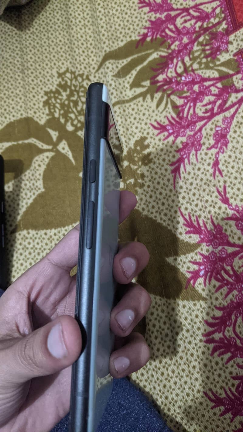 Google Pixel 6a 1