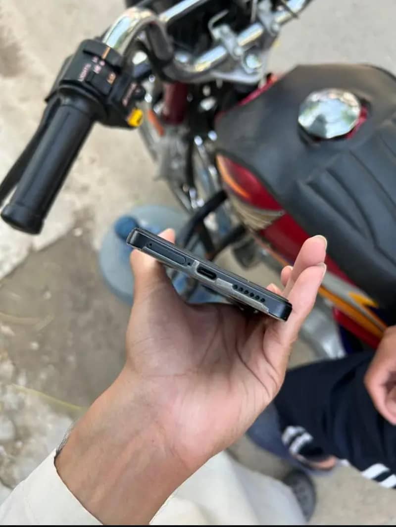 Xiaomi Redmi Note 14 1