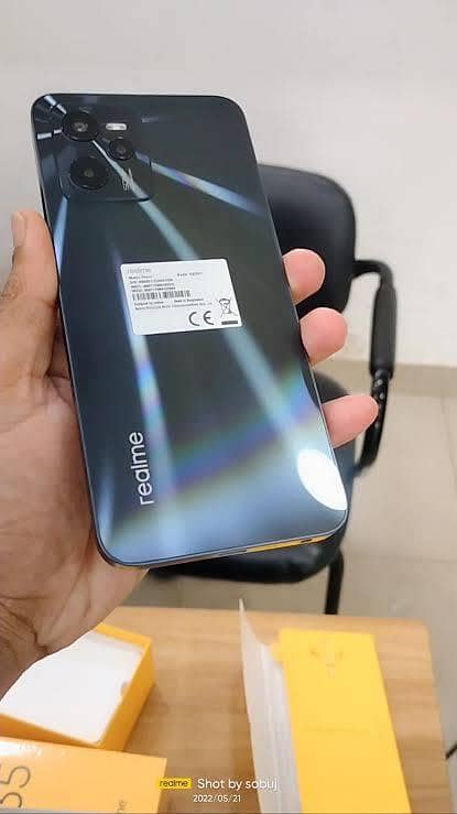 Realme C35 1