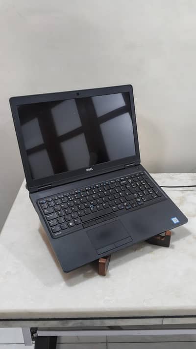 Touch Laptop Dell Latitude 5580, Core i5 6th Gen HQ processor, 8/256GB