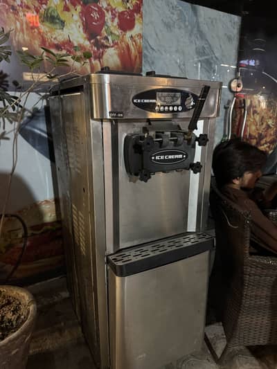 Ice Cream Machine for Sale – Excellent Working Condition