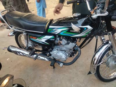 Honda 125 model 2023 bilkul new condition