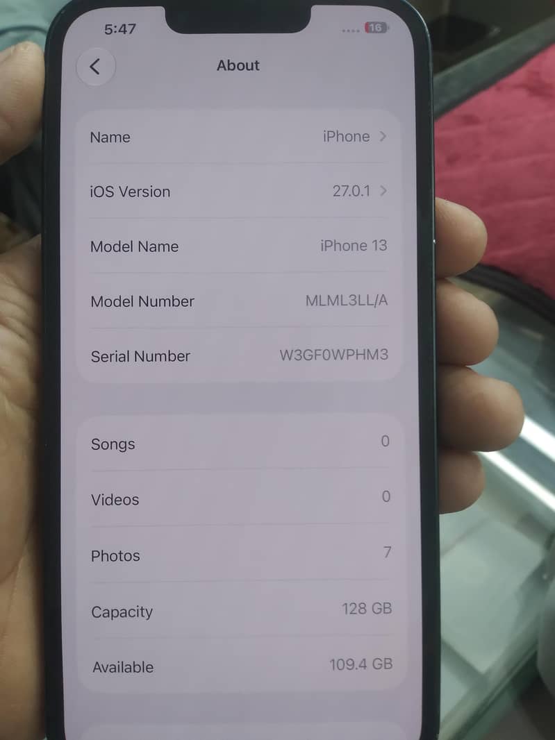 Apple iPhone 13 6