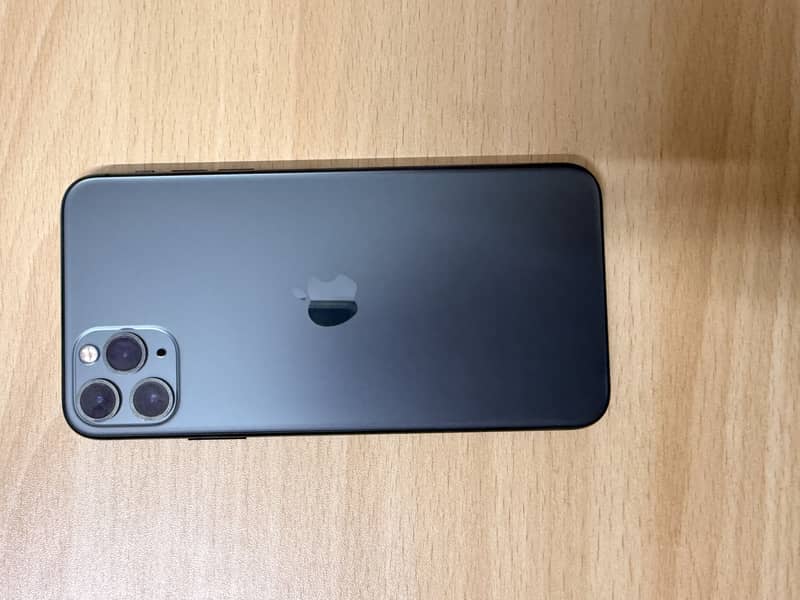 Apple iPhone 11 Pro Max 1