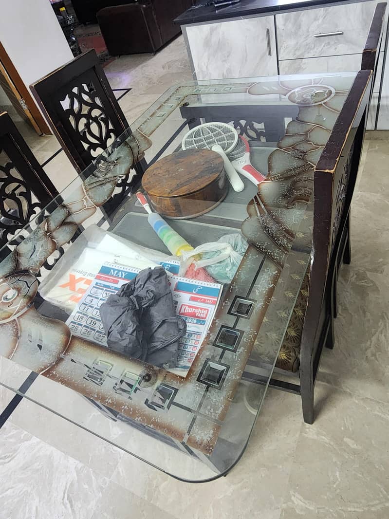6 setar dining table 0