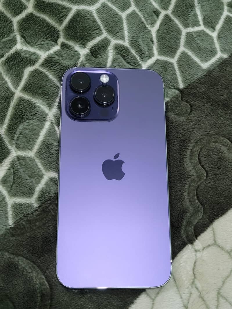 Apple iPhone 14 Pro Max 0