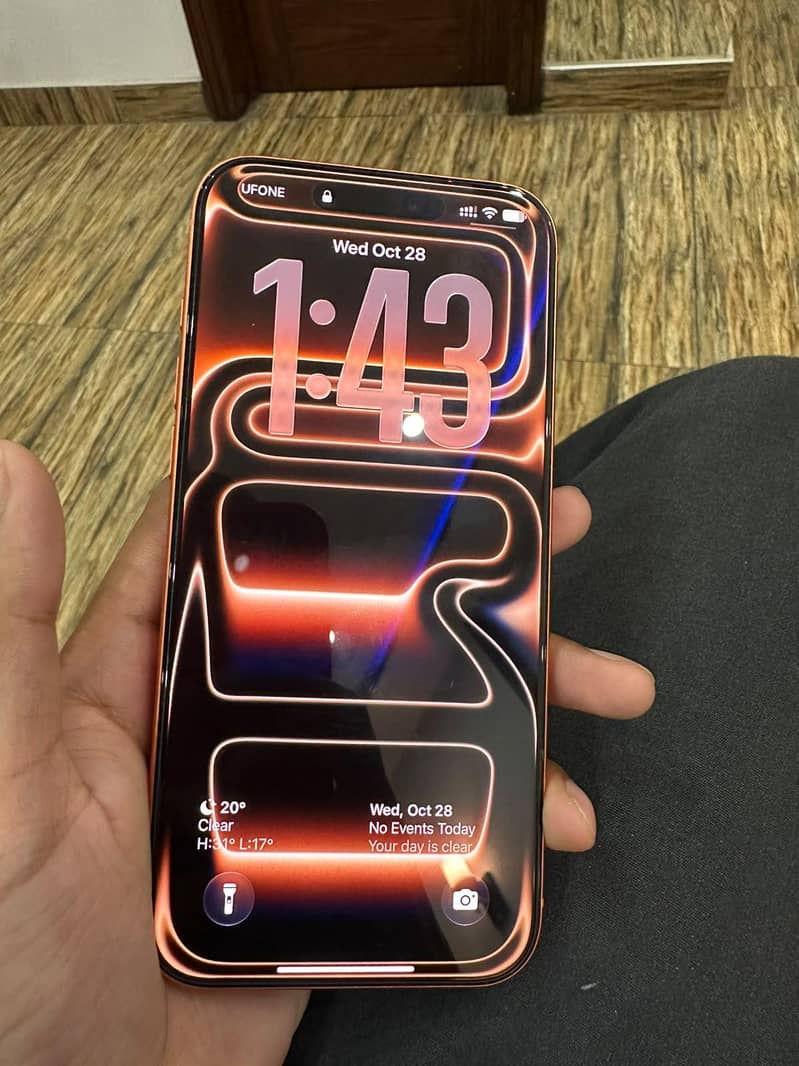 Apple iPhone 17 Pro Max 0