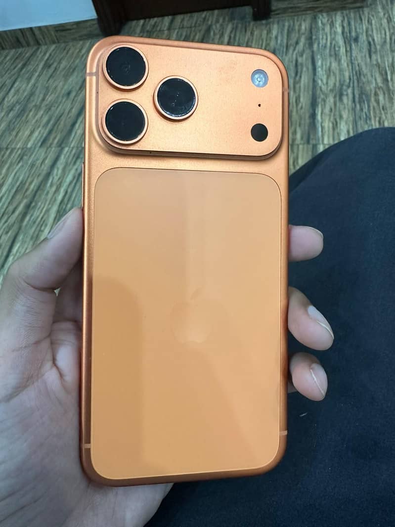Apple iPhone 17 Pro Max 1