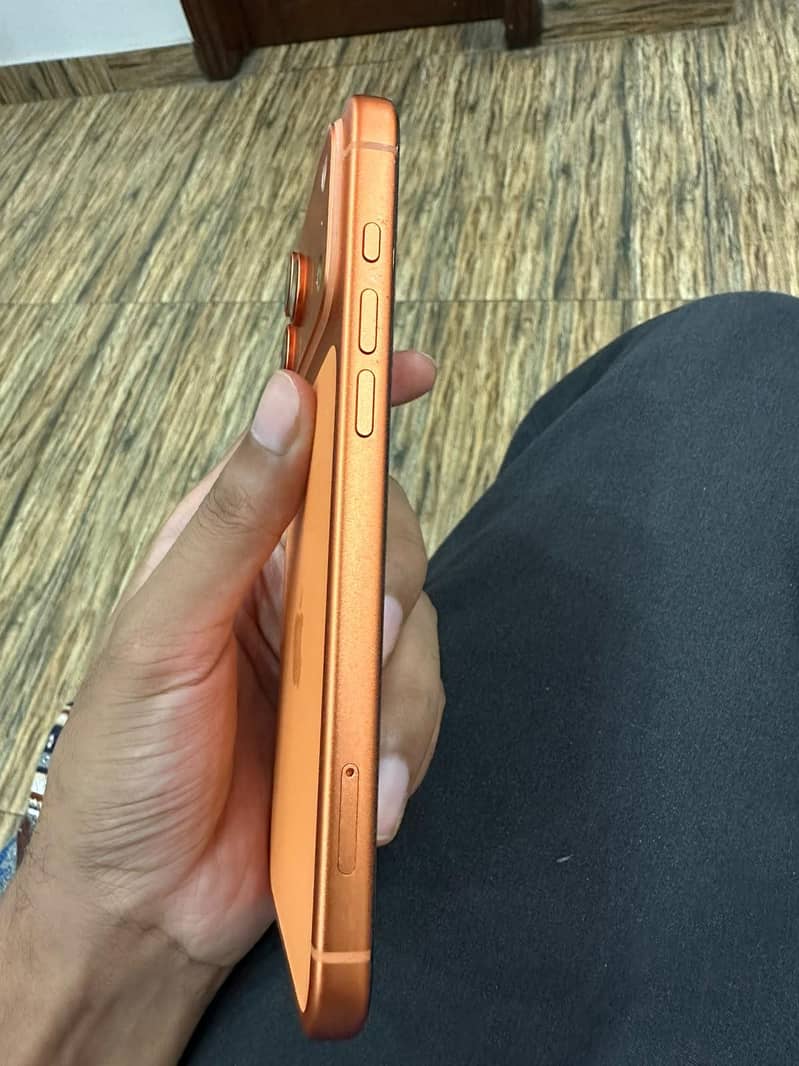 Apple iPhone 17 Pro Max 2