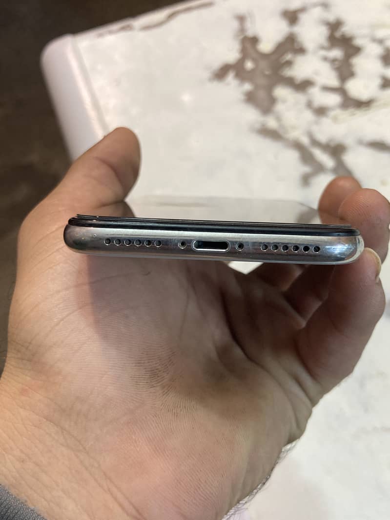 Apple iPhone X 1