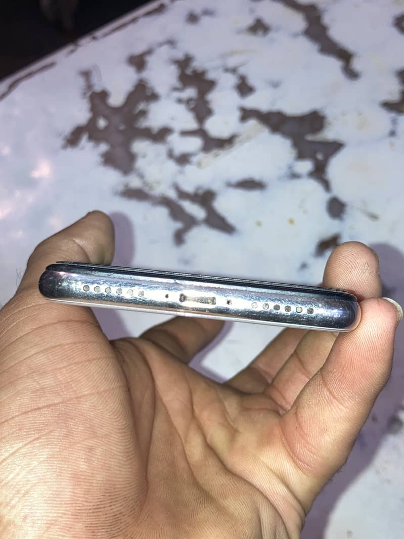 Apple iPhone X 2