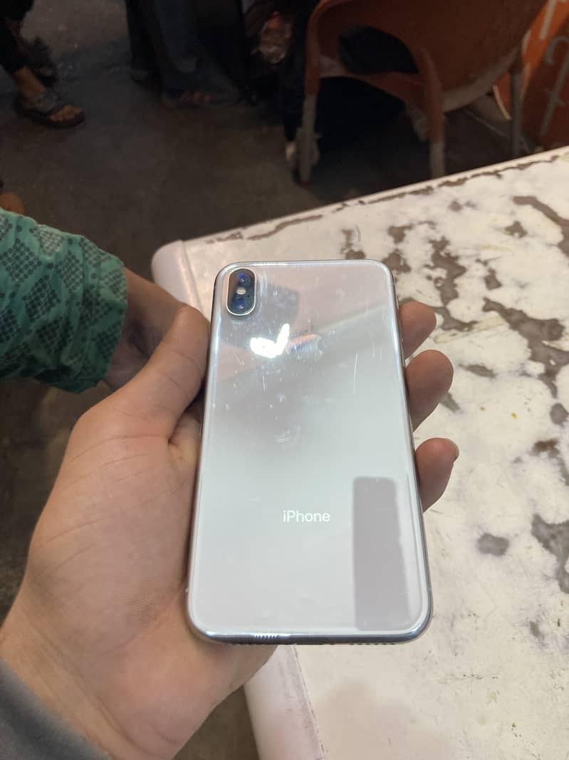 Apple iPhone X 5