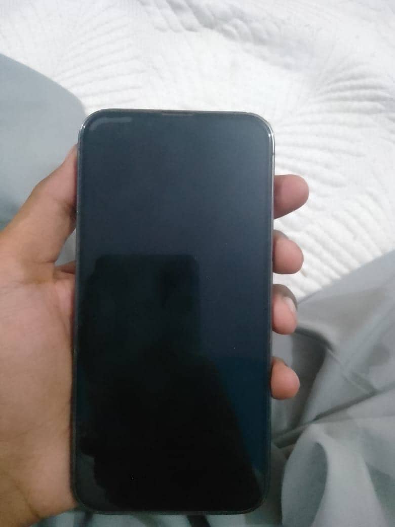 Apple iPhone 13 Pro 1