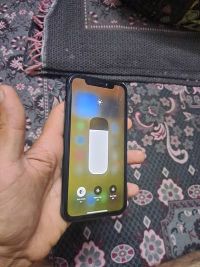 Apple iPhone XR