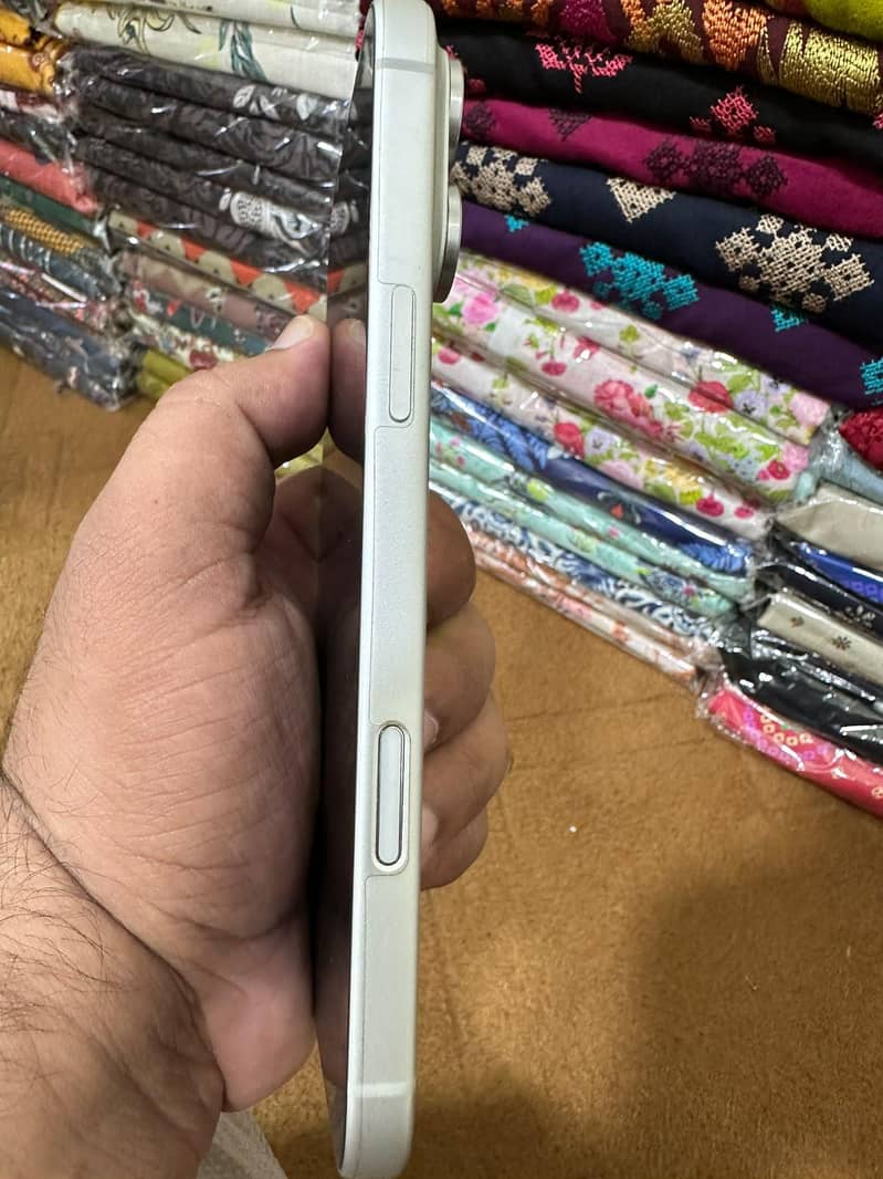 Apple iPhone 17 Pro Max 1