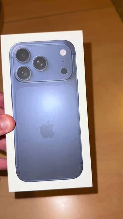Apple iPhone 17 Pro jv