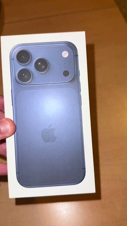 Apple iPhone 17 Pro jv 0