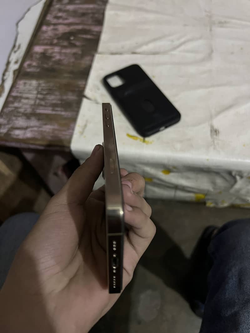 Apple iPhone 12 Pro 5
