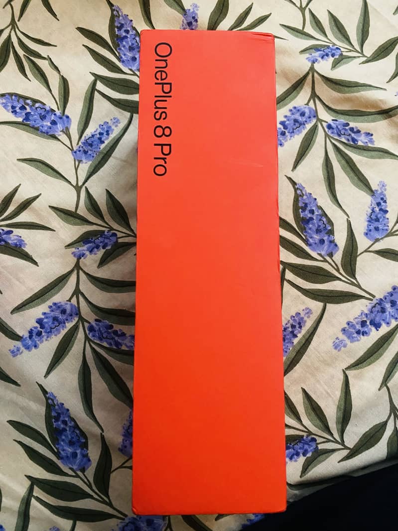 One Plus 8 Pro 12/256 1