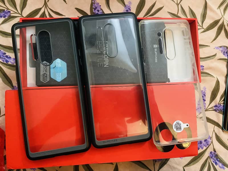 One Plus 8 Pro 12/256 7