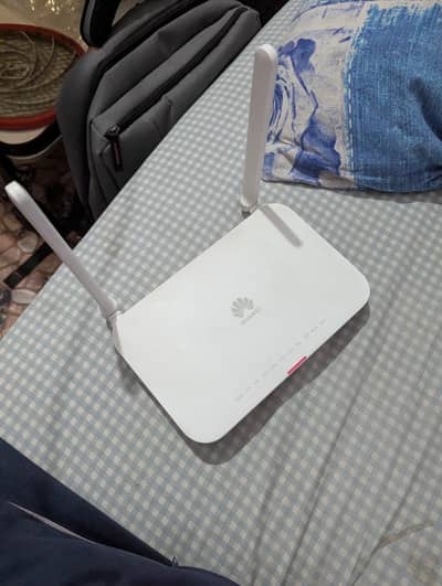 Huawei OptiXstar EG8145X6 Wi-Fi 6 GPON fiber ONU Router (Dual Band)