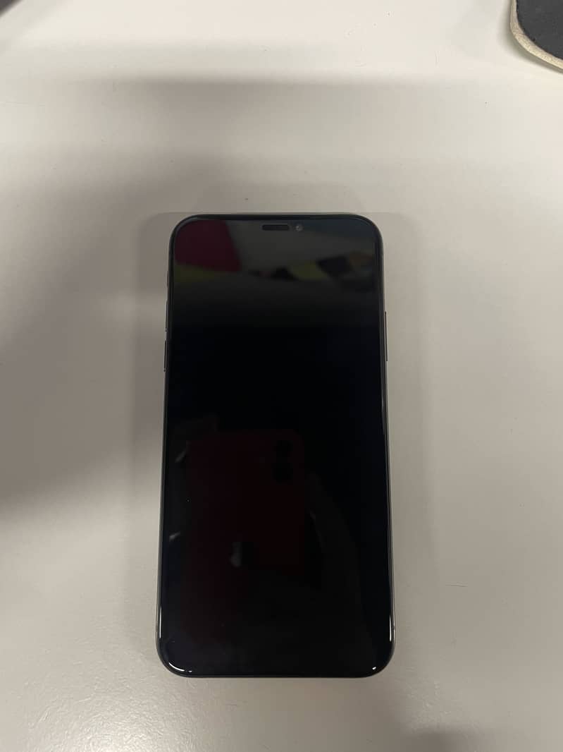 Apple iPhone XS 1