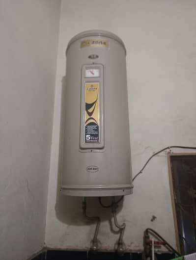 izone gyser 40 litre
