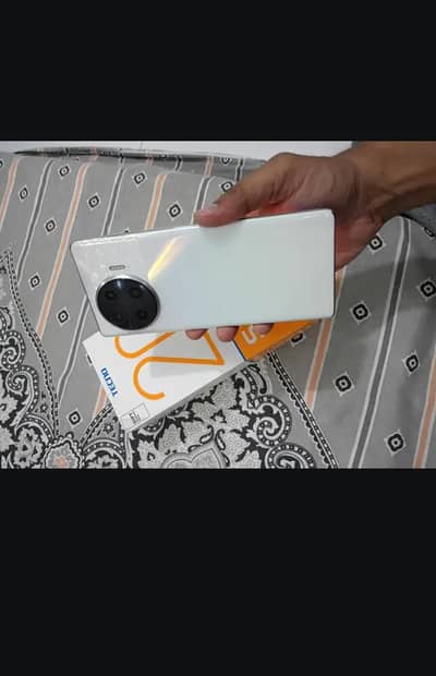 Tecno Spark 20 Pro Plus