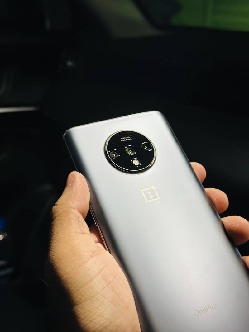 One Plus 7T 3