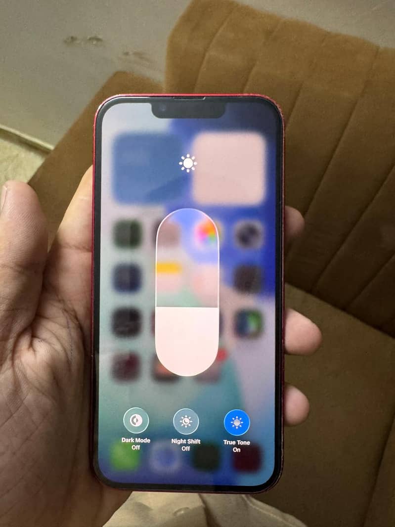 Apple iPhone 13 4