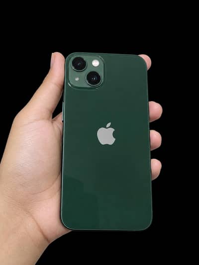 Apple iPhone 13