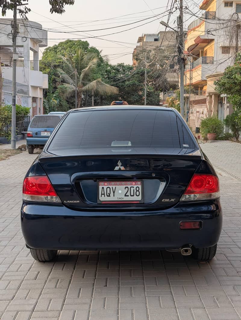 Mitsubishi Lancer Glx 1.3 2008 4